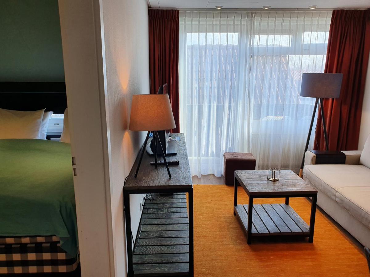 Badhotel Bruin Vlieland Extérieur photo