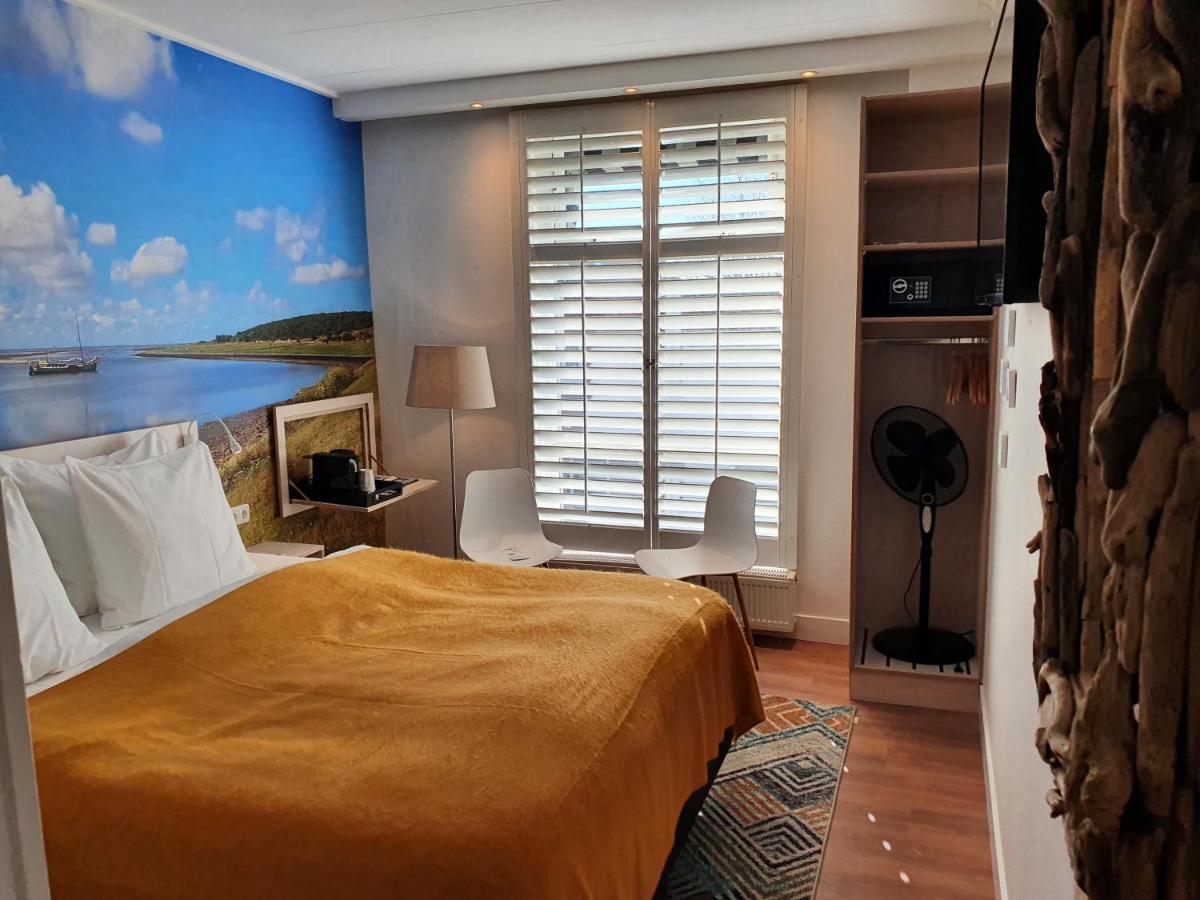 Badhotel Bruin Vlieland Extérieur photo