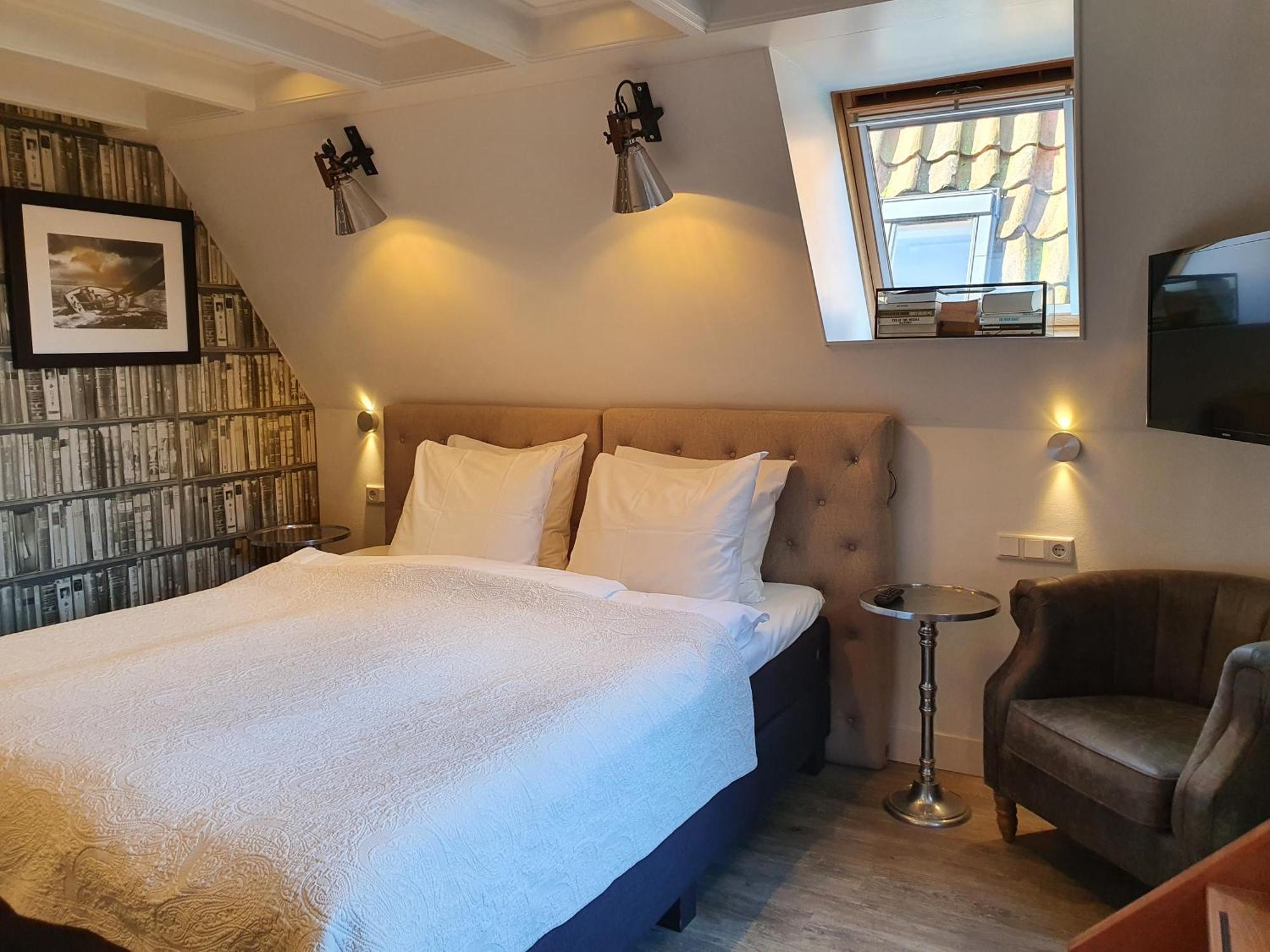Badhotel Bruin Vlieland Extérieur photo
